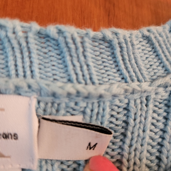 Calvin Klein Sweater - Picture 3 of 3